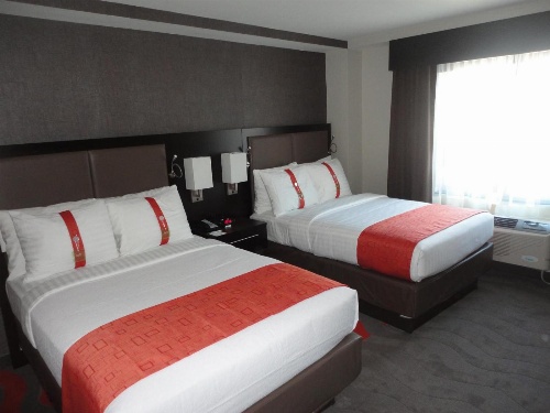 Holiday Inn New York-JFK Airport Area image 2